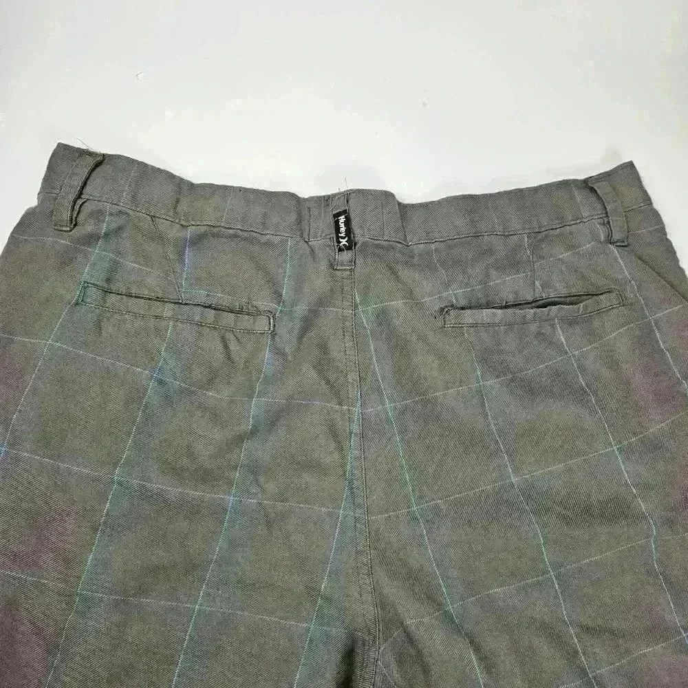 Hurley Men's y2k Shorts Brown Size 36